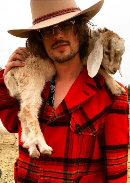 Matthew Gray Gubler photo