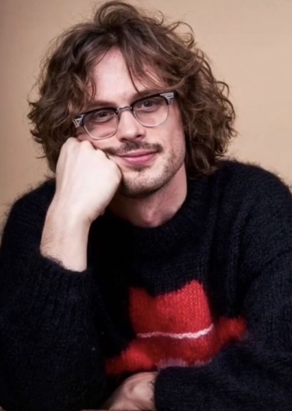 Matthew Grey Gubler photo