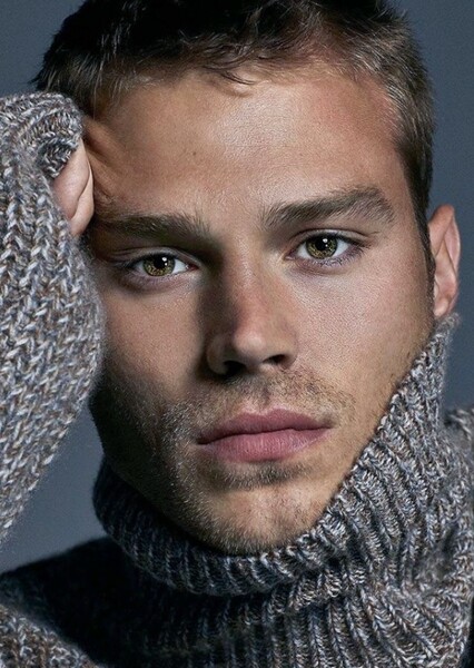 Matthew Noszka photo