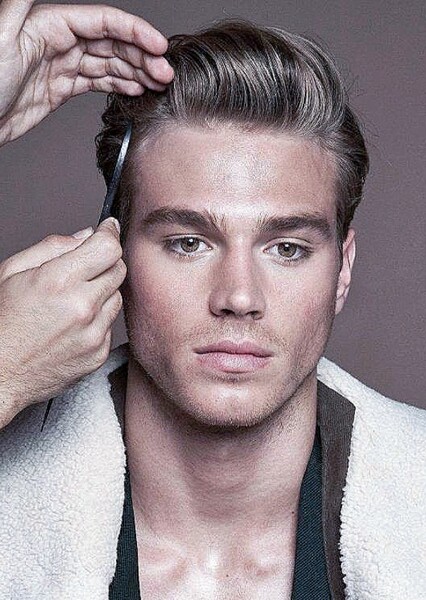 Matthew Noszka photo