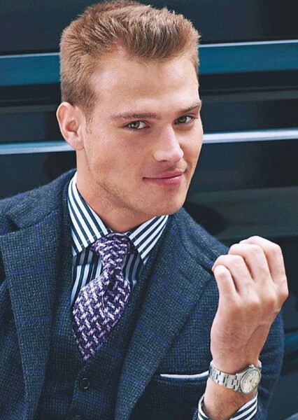 Matthew Noszka photo