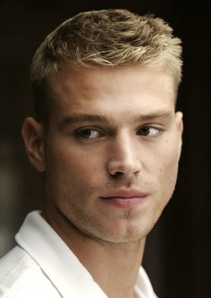 Matthew Noszka photo