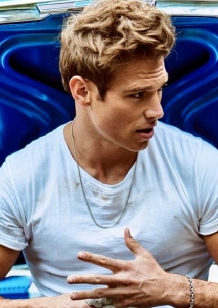 Matthew Noszka photo