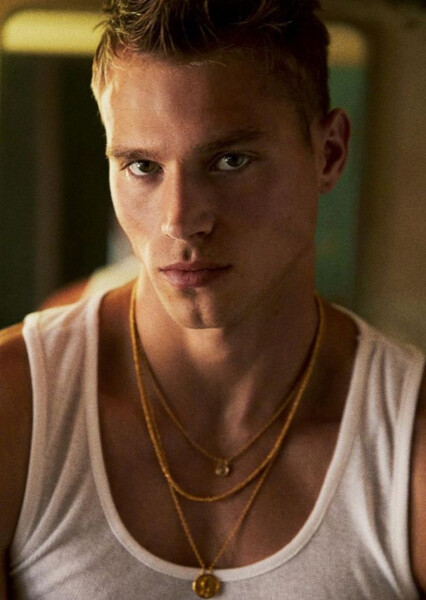 Matthew Noszka photo