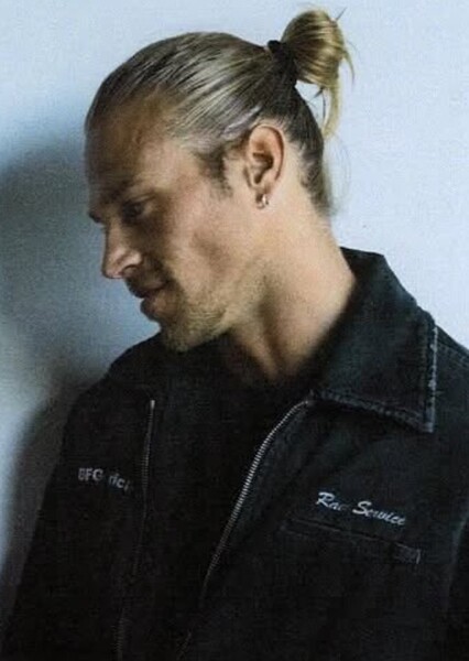 Matthew Noszka photo