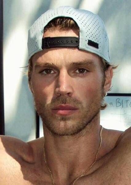 Matthew Noszka photo