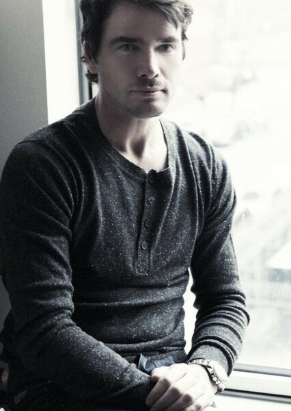 Matthew Settle photo