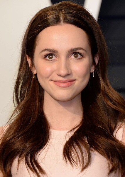 Maude Apatow photo