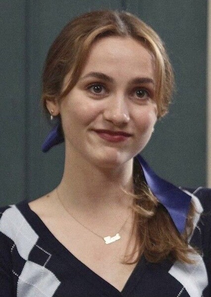 Maude Apatow