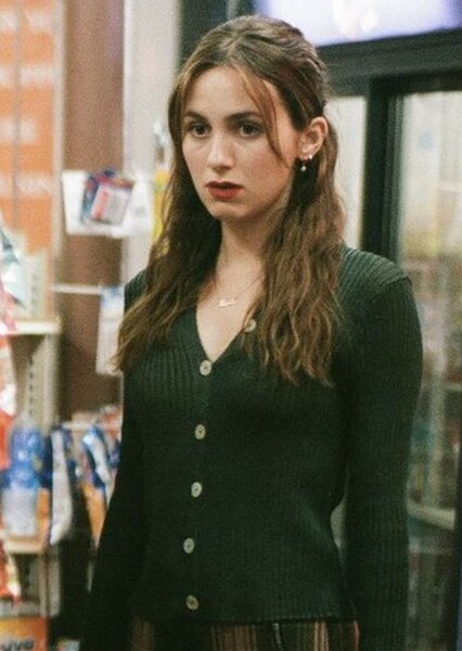 Maude Apatow photo