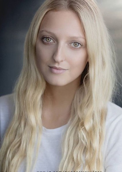 Maude Hirst photo