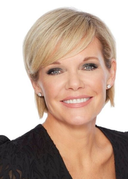 Maura West photo