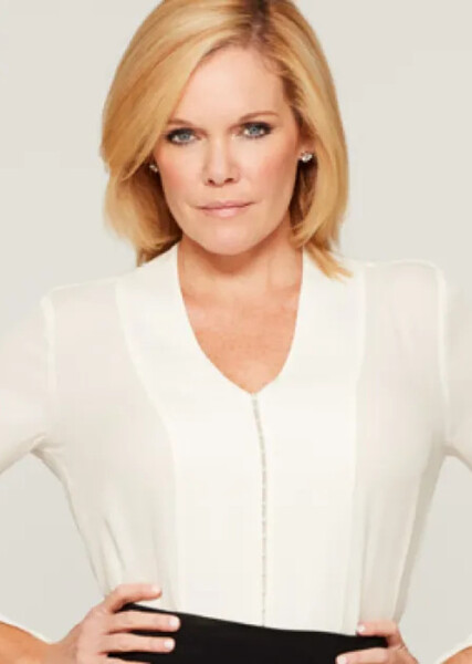 Maura West photo