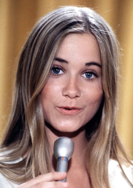 Maureen McCormick photo