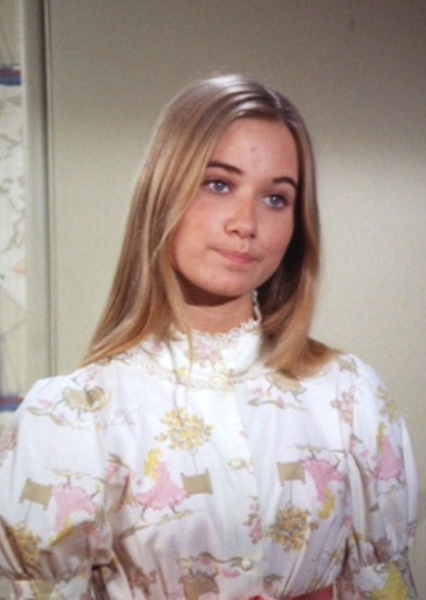 Maureen McCormick photo