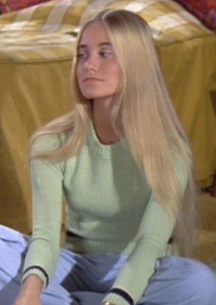 Maureen McCormick photo