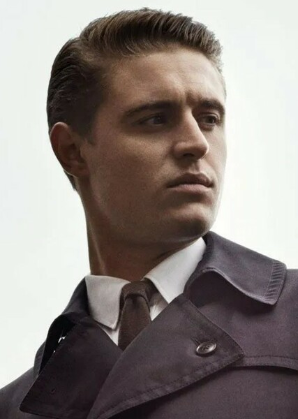 Max Irons photo