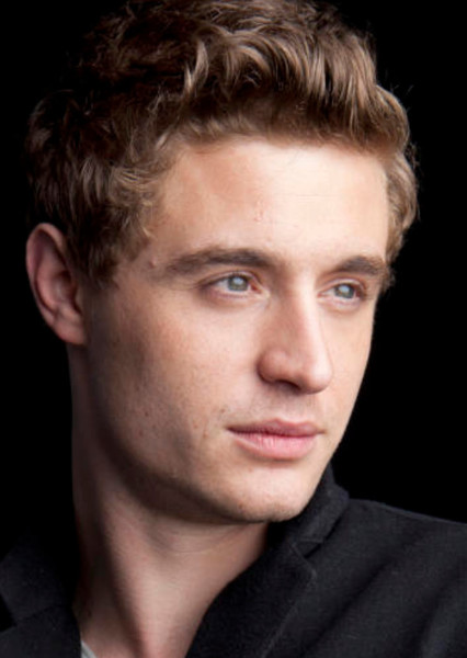 Max Irons photo