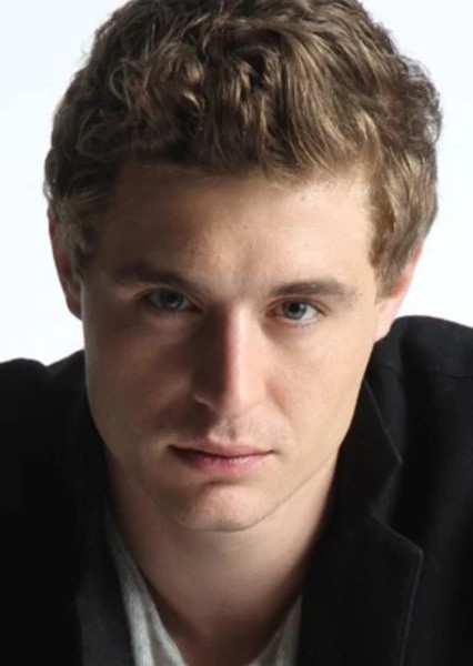 Max Irons photo