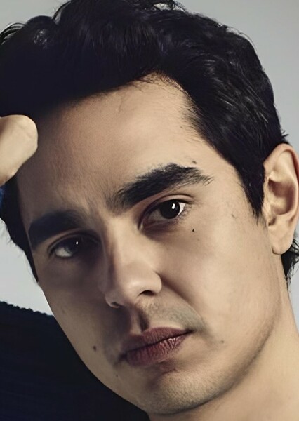 Max Minghella photo