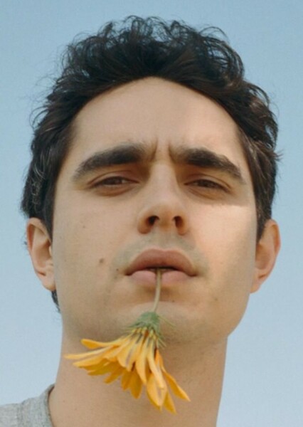 Max Minghella photo
