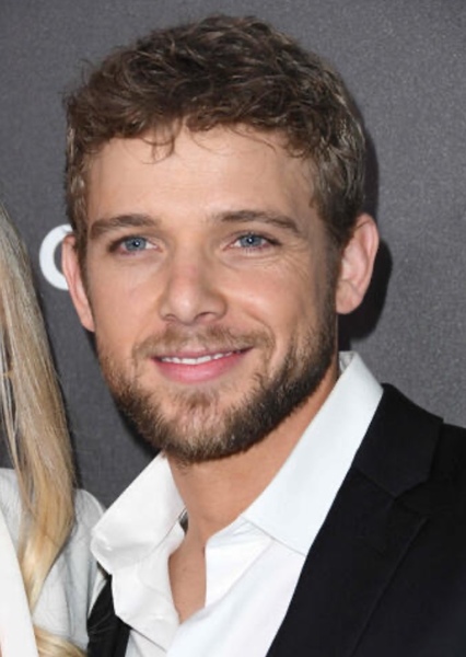 Max Theriot