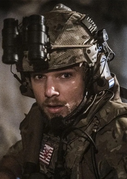 Max Thieriot photo