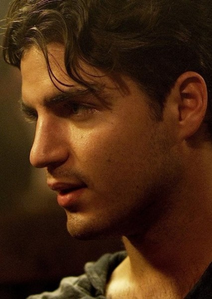 Maxi Iglesias