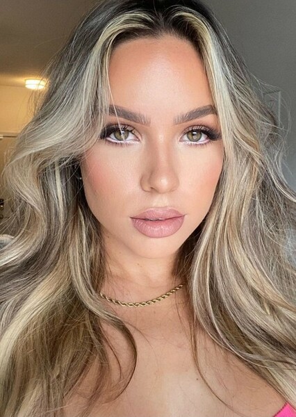 Maxxine Dupri photo
