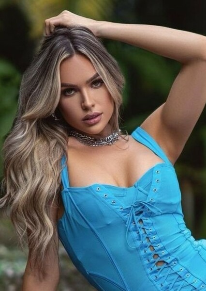 Maxxine Dupri photo
