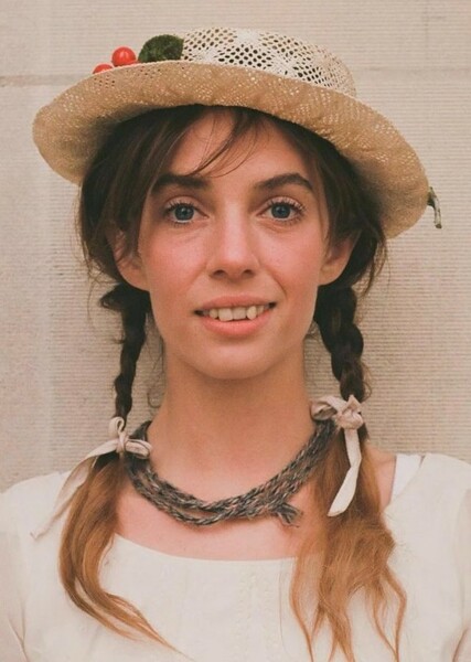 Maya Hawke photo
