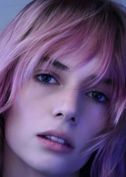 Maya Hawke photo