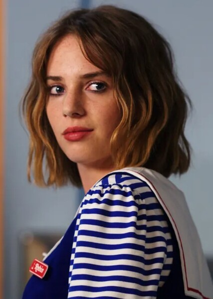 Maya Hawke photo