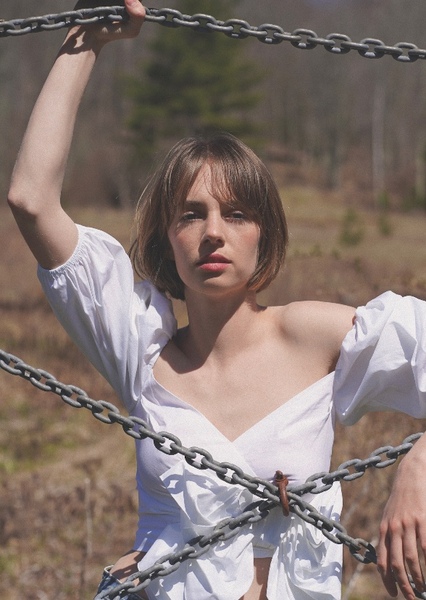Maya Hawke photo