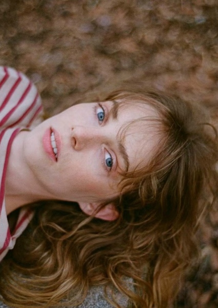 Maya Hawke photo