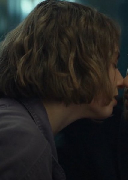 Maya Hawke photo