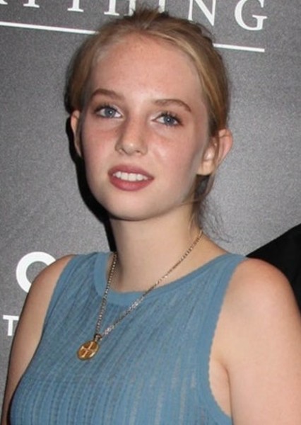 Maya Hawke photo