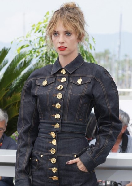 Maya Hawke photo