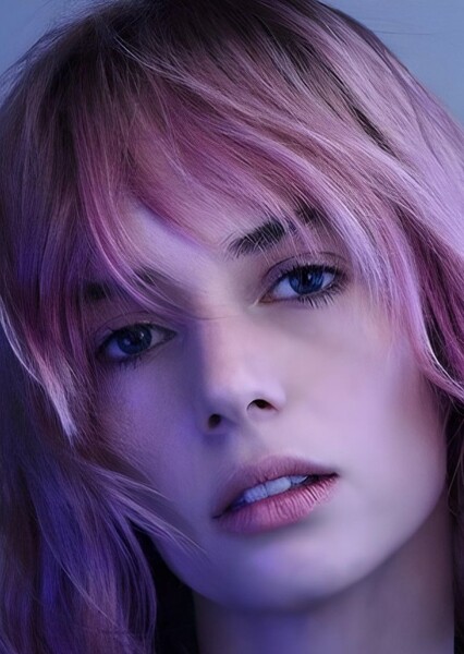 Maya Hawke photo