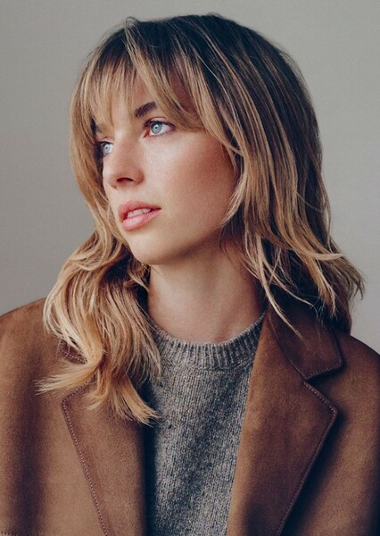 Maya Hawke photo