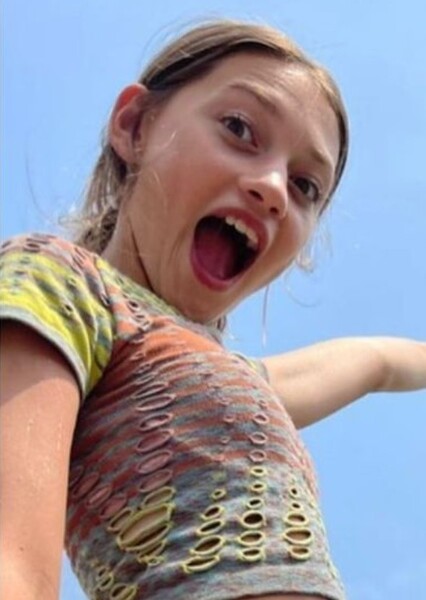 Maya Le Clark photo