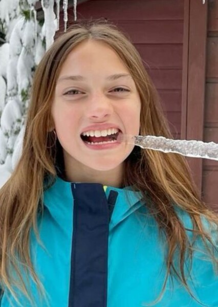 Maya Le Clark photo