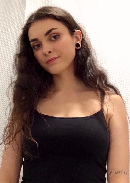 Maya Loo photo
