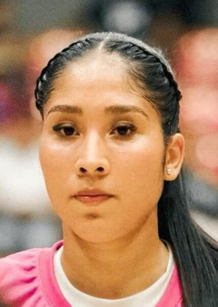 Mayra Gil photo