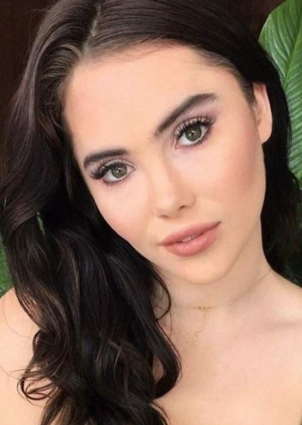 McKayla Maroney photo