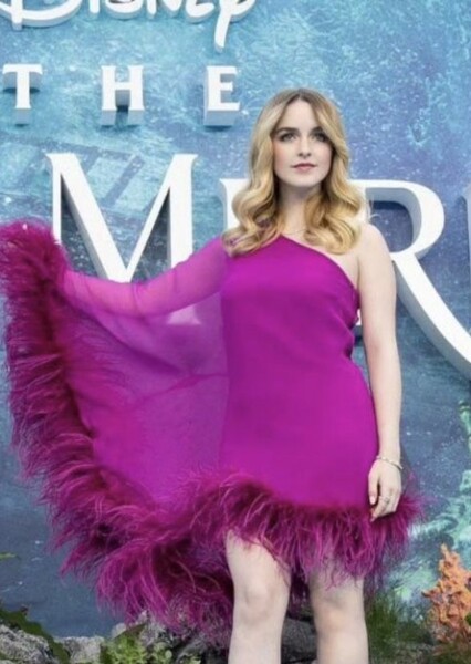 Mckenna Grace photo