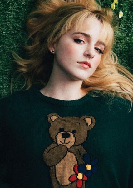 Mckenna Grace photo