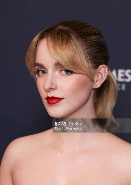 Mckenna Grace photo
