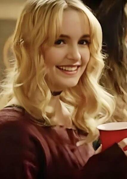 Mckenna Grace photo