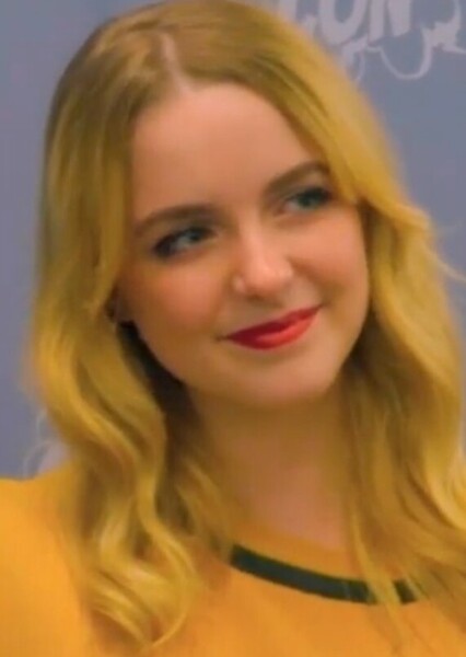 Mckenna Grace photo